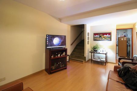 Sala de casa à venda com 2 quartos, 70m² em Jardim Monte Alegre, Taboão da Serra