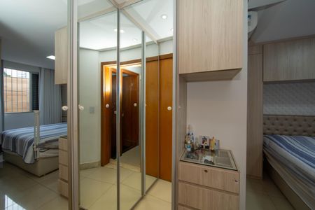 Apartamento à venda com 143m², 3 quartos e 2 vagasQUARTO1
