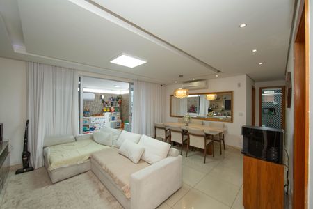 Apartamento à venda com 143m², 3 quartos e 2 vagasSALA