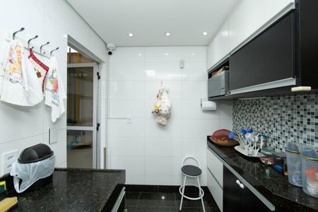 Apartamento à venda com 143m², 3 quartos e 2 vagasCOZINHA
