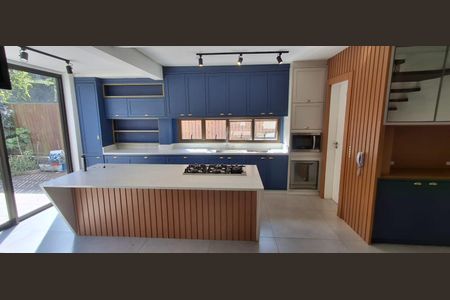 Casa de condomínio para alugar com 160m², 3 quartos e 3 vagasCozinha