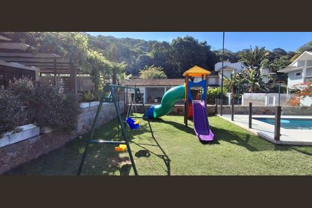 Casa de condomínio para alugar com 160m², 3 quartos e 3 vagasÁrea externa