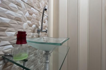 Casa para alugar com 65m², 2 quartos e 2 vagasLavabo