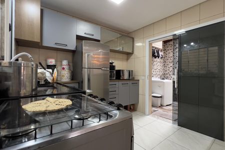 Casa para alugar com 65m², 2 quartos e 2 vagasCozinha e Área de Serviço