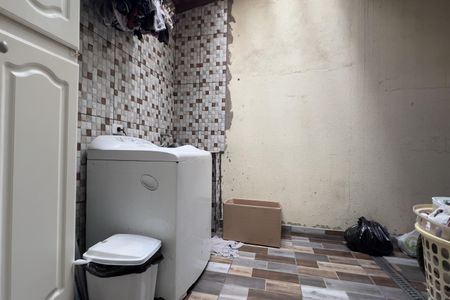 Casa para alugar com 65m², 2 quartos e 2 vagasCozinha e Área de Serviço