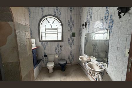 Casa para alugar com 560m², 6 quartos e 3 vagas