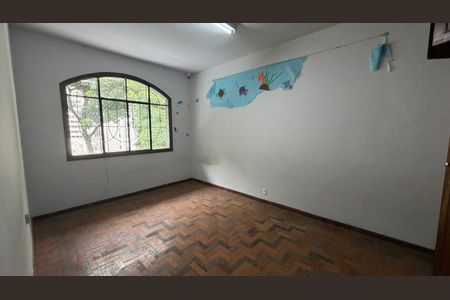 Casa para alugar com 560m², 6 quartos e 3 vagas