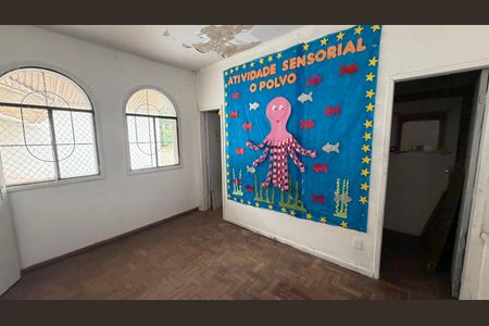 Casa para alugar com 560m², 6 quartos e 3 vagas