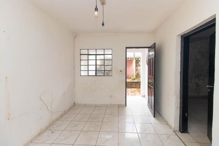 Sala de casa para alugar com 2 quartos, 81m² em Furnas, São Paulo