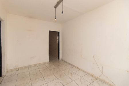 Sala de casa para alugar com 2 quartos, 81m² em Furnas, São Paulo