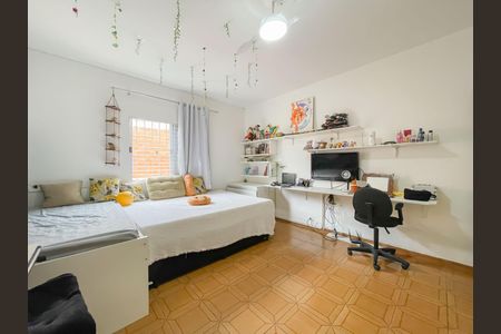 Casa à venda com 240m², 3 quartos e 2 vagasQuarto 2