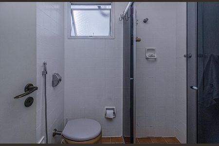 banheiro social_3 de apartamento à venda com 3 quartos, 72m² em Vila Gumercindo, São Paulo