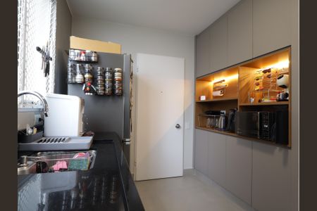 Apartamento à venda com 140m², 3 quartos e 2 vagasCozinha