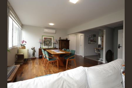 Apartamento à venda com 140m², 3 quartos e 2 vagasSala de Jantar