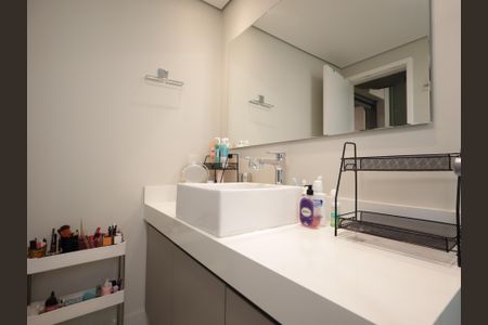 Apartamento à venda com 140m², 3 quartos e 2 vagasBanheiro da Suíte 1
