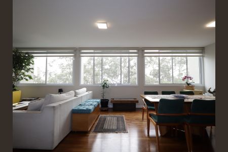 Apartamento à venda com 140m², 3 quartos e 2 vagasSala