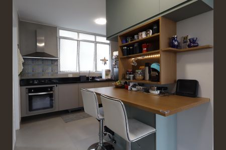 Apartamento à venda com 140m², 3 quartos e 2 vagasCozinha