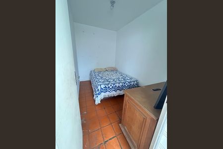 Quarto de apartamento para alugar com 3 quartos, 104m² em Vila Alzira, Guarujá