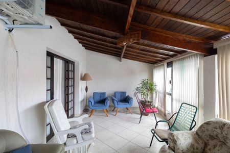 Varanda de casa à venda com 3 quartos, 200m² em Vila Euthalia, São Paulo