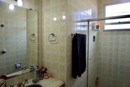 Apartamento à venda com 86m², 3 quartos e 1 vaga Apartamento à venda com 86m², 3 quartos e 1 vagaBanheiro