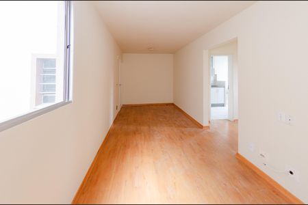 Sala de apartamento para alugar com 3 quartos, 87m² em Buritis, Belo Horizonte