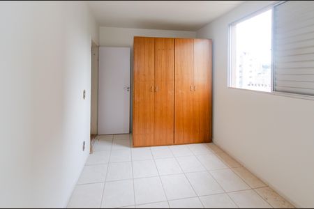 Apartamento para alugar com 87m², 3 quartos e 2 vagas Apartamento para alugar com 87m², 3 quartos e 2 vagasQuarto 2