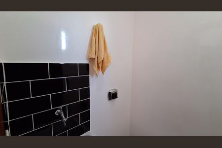 Apartamento à venda com 105m², 3 quartos e 1 vaga Apartamento à venda com 105m², 3 quartos e 1 vagaLavabo