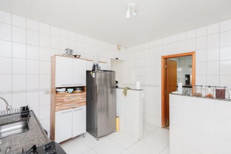 Casa à venda com 450m², 3 quartos e 10 vagasCozinha