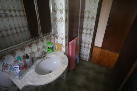 Casa à venda com 360m², 4 quartos e 2 vagasBanheiro