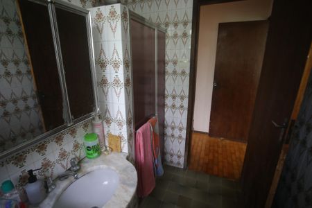 Casa à venda com 360m², 4 quartos e 2 vagasBanheiro