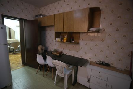 Casa à venda com 360m², 4 quartos e 2 vagasCozinha