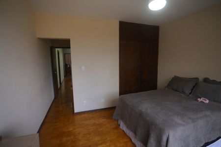Casa à venda com 360m², 4 quartos e 2 vagasQuarto casa 2