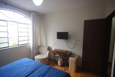 Casa à venda com 360m², 4 quartos e 2 vagasQuarto 3