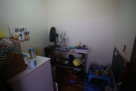 Casa à venda com 360m², 4 quartos e 2 vagasArea de serviço 