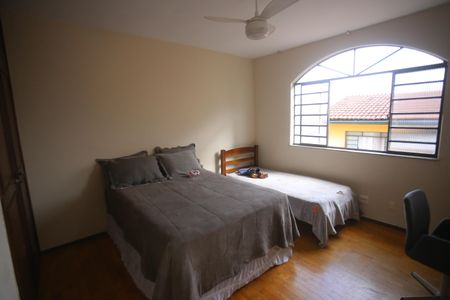 Casa à venda com 360m², 4 quartos e 2 vagasQuarto casa 2