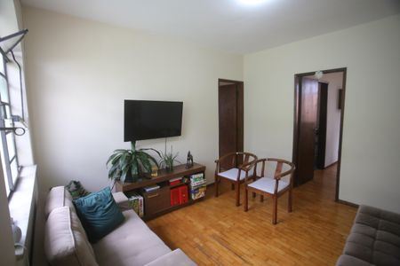 Casa à venda com 360m², 4 quartos e 2 vagasSala casa 2