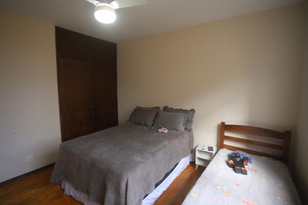 Casa à venda com 360m², 4 quartos e 2 vagasQuarto casa 2