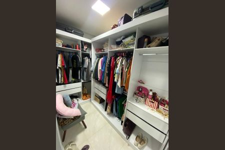 Casa à venda com 3 quartos, 129m² em Parque Eloy Chaves, Jundiaí