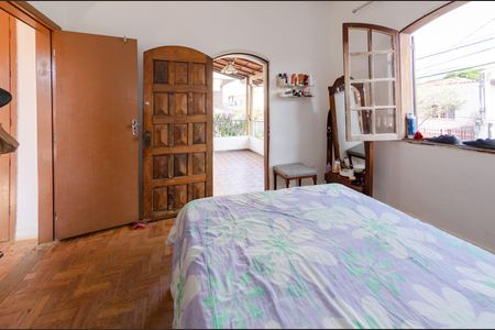 Sala 1 de casa à venda com 4 quartos, 360m² em Santa Tereza, Belo Horizonte