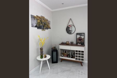 Casa à venda com 170m², 3 quartos e 2 vagas