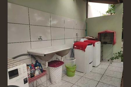 Casa à venda com 2 quartos, 115m² em Parque Eloy Chaves, Jundiaí