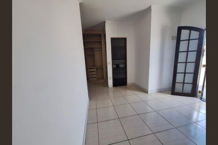 Casa à venda com 2 quartos, 135m² em Jardim das Tulipas, Jundiaí