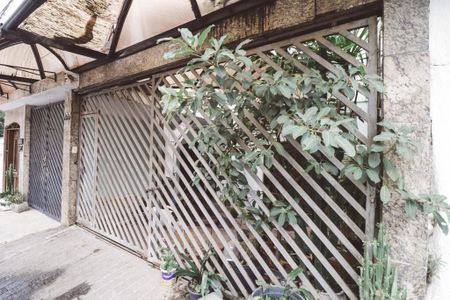 Casa para alugar com 120m², 2 quartos e 1 vagaFachada