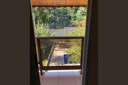 Casa de condomínio à venda com 402m², 4 quartos e 1 vaga