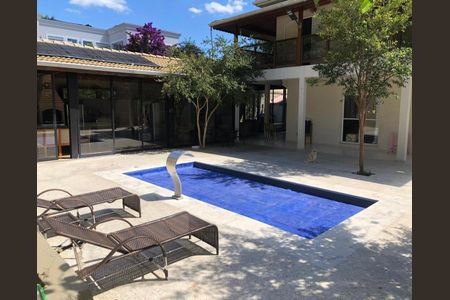 Casa de condomínio à venda com 402m², 4 quartos e 1 vaga