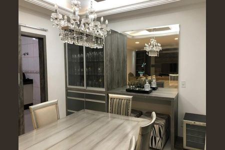 Casa de condomínio à venda com 402m², 4 quartos e 1 vaga