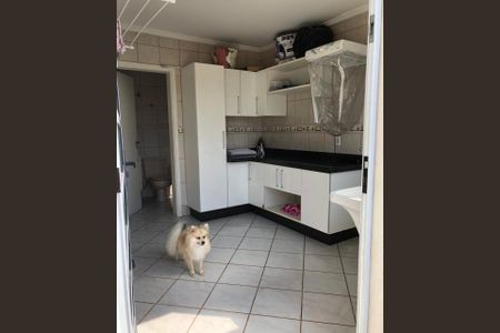 Casa de condomínio à venda com 402m², 4 quartos e 1 vaga