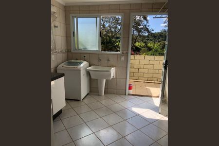 Casa de condomínio à venda com 402m², 4 quartos e 1 vaga