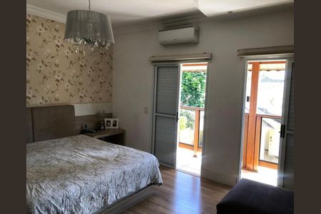 Casa de condomínio à venda com 402m², 4 quartos e 1 vaga