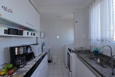 Apartamento à venda com 54m², 2 quartos e 1 vagaCozinha